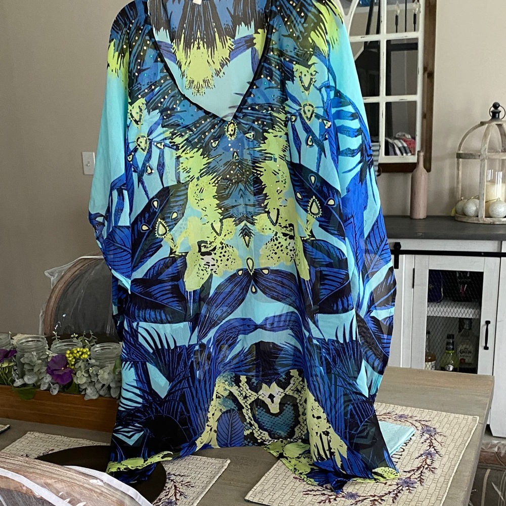 Vibrant Blue and Yellow Patterned Kaftan